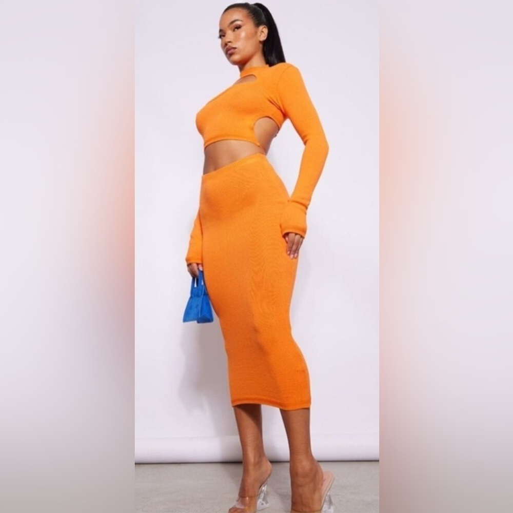 PrettyLittleThing Vibrant Orange Knit Top size L